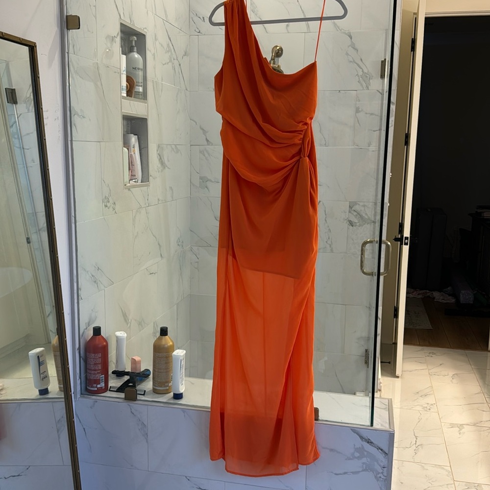 Orange gown size L , one shoulder